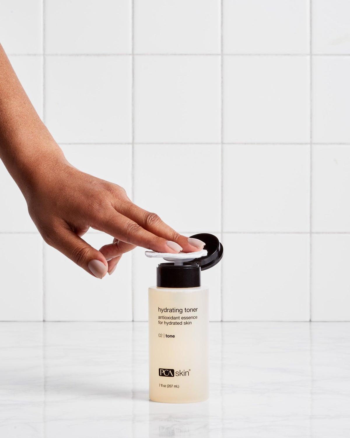 PCA Skin Hydrating Toner 206.5ml lifestyle